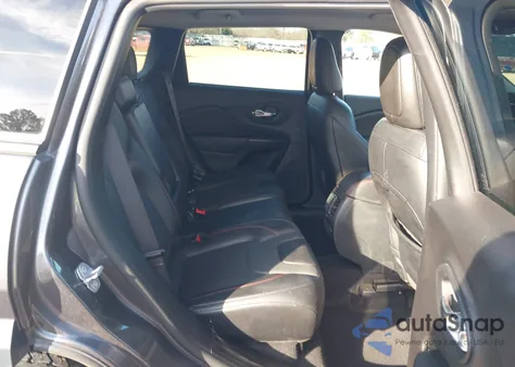 2022 Jeep Cherokee Trailhawk 4X4 z USA, uszkodzony, nr VIN 1C4PJMBX7ND502324